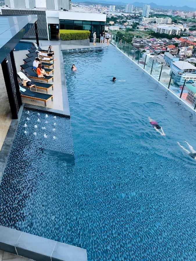 Amazing Infinity Pool Condo Next To The Beach Pattaya Luaran gambar