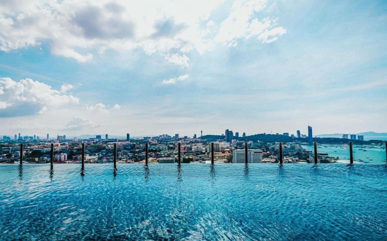 Amazing Infinity Pool Condo Next To The Beach Pattaya Luaran gambar